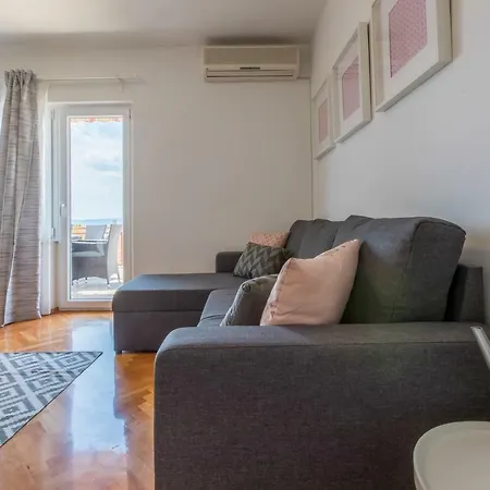 Ankica L4 Apartment