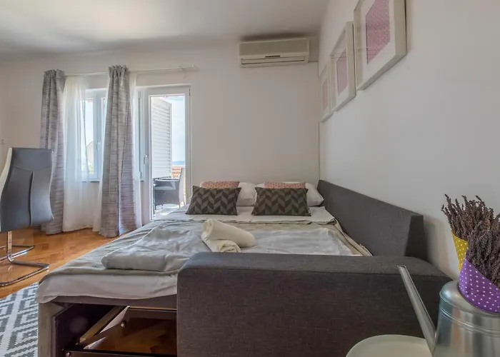 Ankica L4 Цриквеница